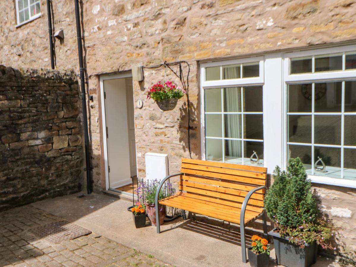 1 The Stables Villa Alston Exterior photo